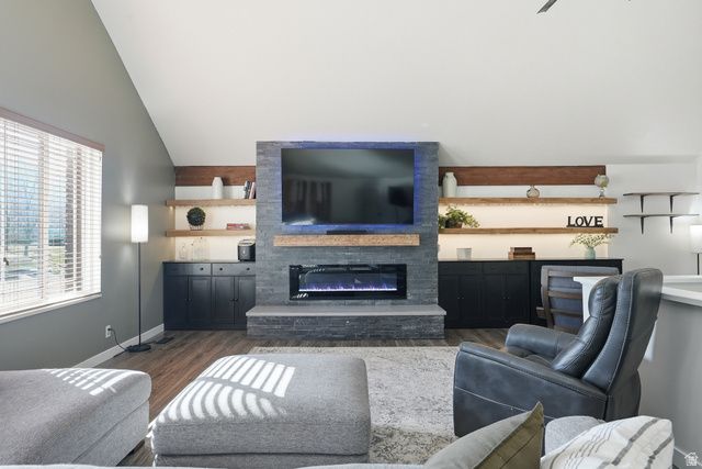 8109 S COTTONWOOD HILLS CIR, Sandy, UT 84094