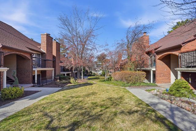 8109 S COTTONWOOD HILLS CIR, Sandy, UT 84094