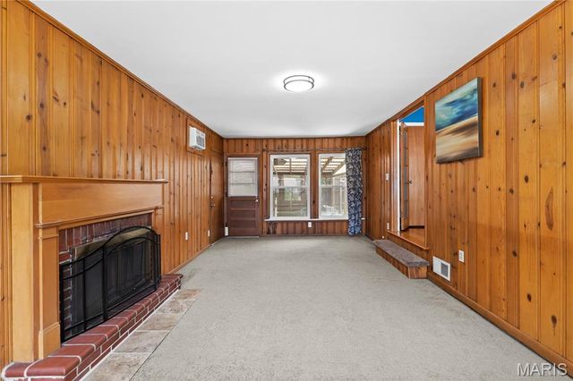 3442 Saint Donald Lane, St Louis, MO 63074