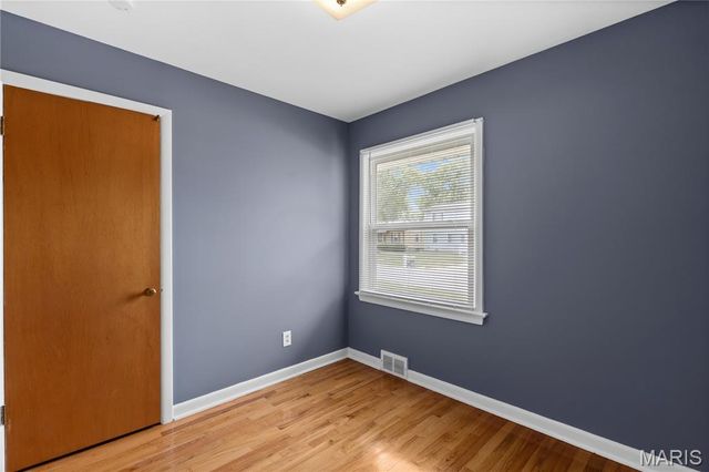 3442 Saint Donald Lane, St Louis, MO 63074
