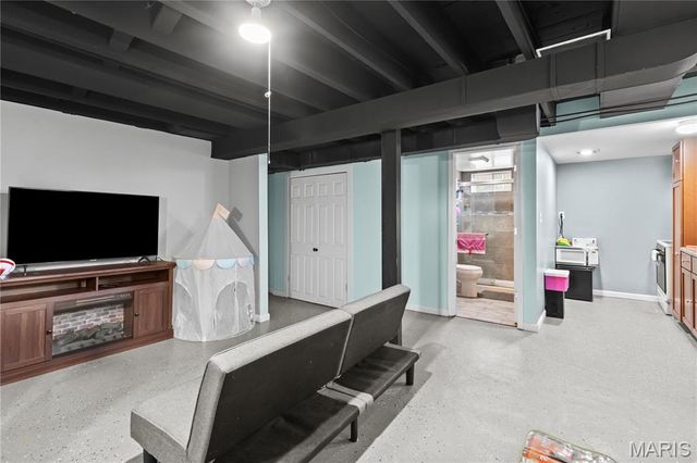 3442 Saint Donald Lane, St Louis, MO 63074