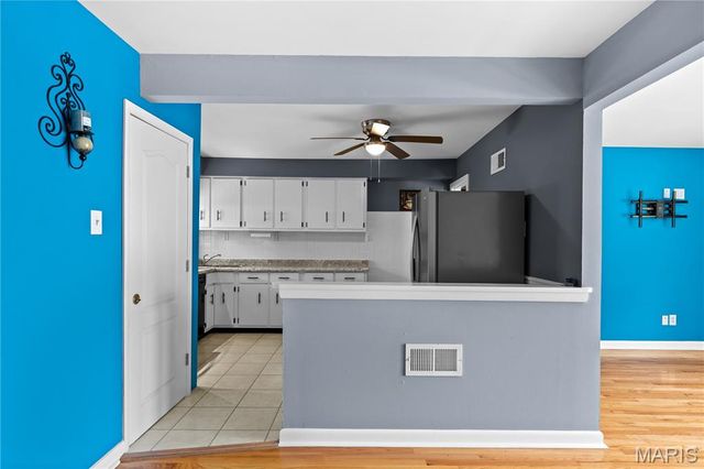 3442 Saint Donald Lane, St Louis, MO 63074