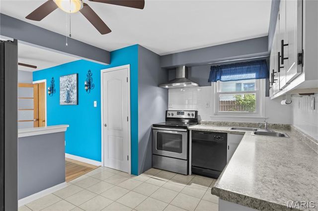 3442 Saint Donald Lane, St Louis, MO 63074