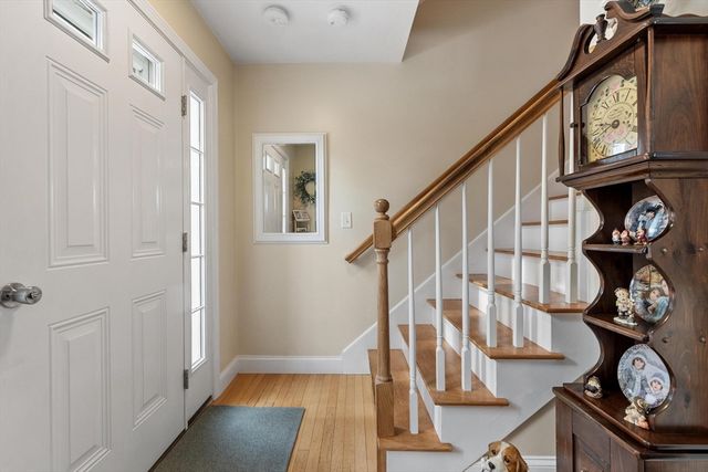 278 Oakham Rd, Barre, MA 01005