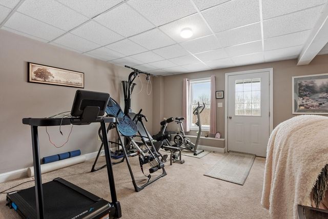 278 Oakham Rd, Barre, MA 01005