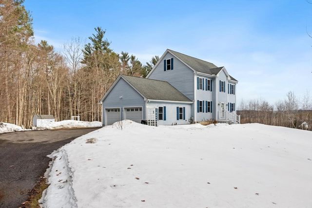 278 Oakham Rd, Barre, MA 01005