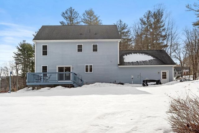 278 Oakham Rd, Barre, MA 01005