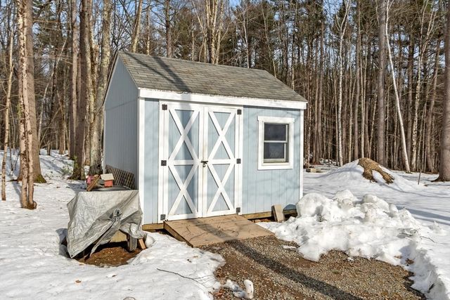 278 Oakham Rd, Barre, MA 01005