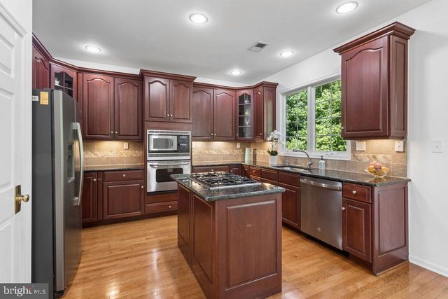 43 LOCKWOOD DR, Princeton, NJ 08540