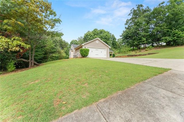5352 Rocky Meadow Trail, Lula, GA 30554
