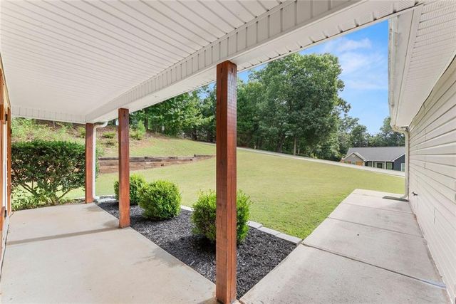 5352 Rocky Meadow Trail, Lula, GA 30554
