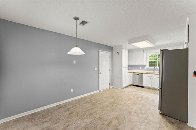 5352 Rocky Meadow Trail, Lula, GA 30554