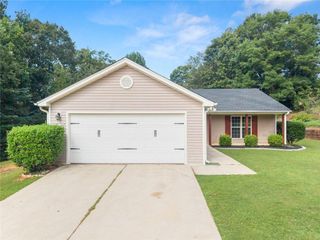 5352 Rocky Meadow Trail, Lula, GA 30554