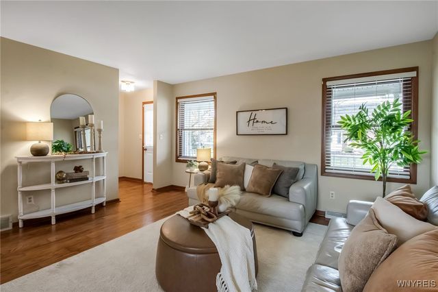 6035 Quaker Hollow Road 2, Orchard Park, NY 14127