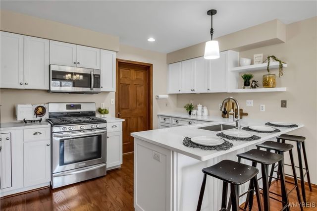 6035 Quaker Hollow Road 2, Orchard Park, NY 14127