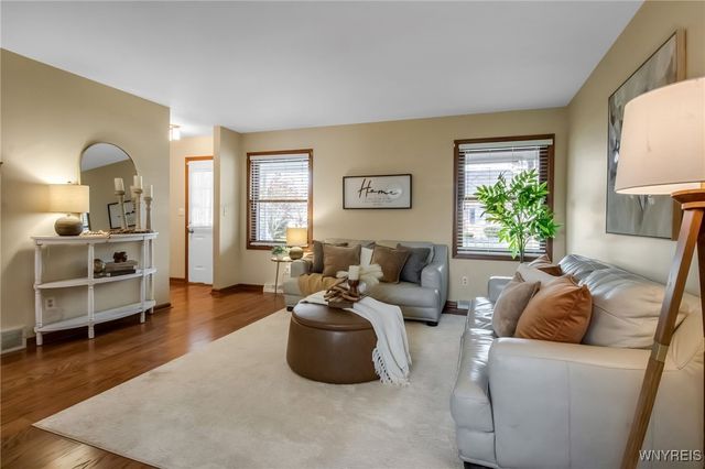 6035 Quaker Hollow Road 2, Orchard Park, NY 14127