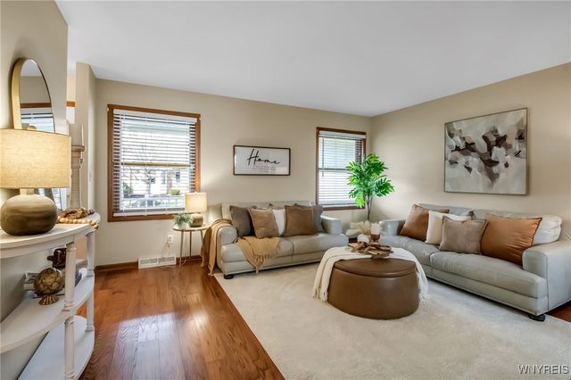 6035 Quaker Hollow Road 2, Orchard Park, NY 14127