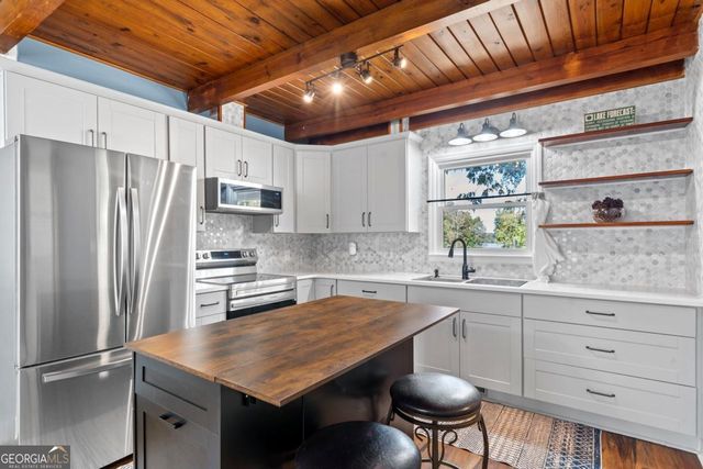 79 Sugar Creek Trail, Eatonton, GA 31024