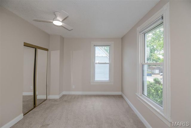 7438 Maple Avenue, Maplewood, MO 63143