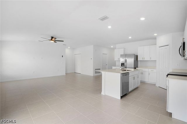 4087 lattuca LN, North Fort Myers, FL 33917