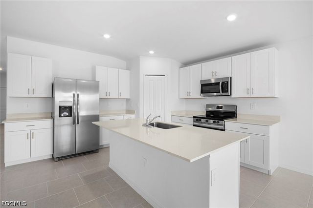 4087 lattuca LN, North Fort Myers, FL 33917