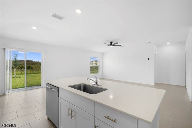 4087 lattuca LN, North Fort Myers, FL 33917