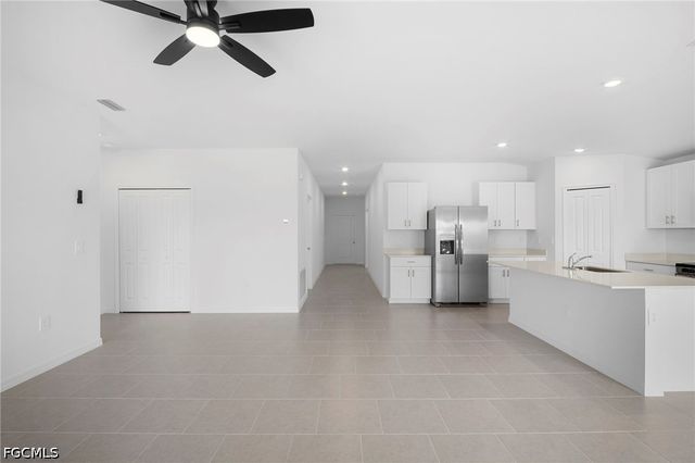 4087 lattuca LN, North Fort Myers, FL 33917