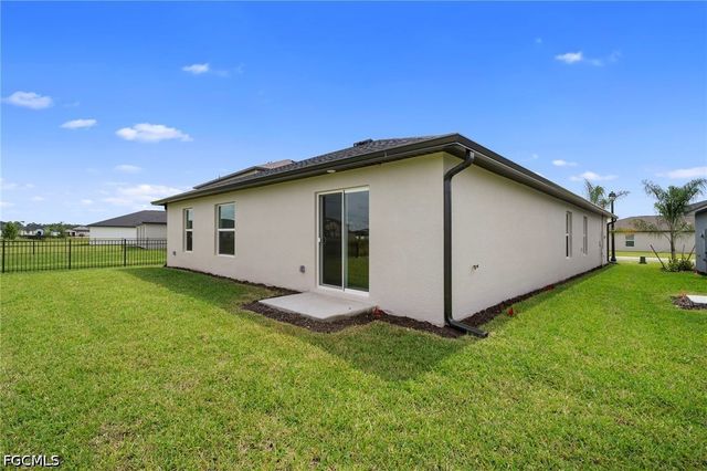 4087 lattuca LN, North Fort Myers, FL 33917