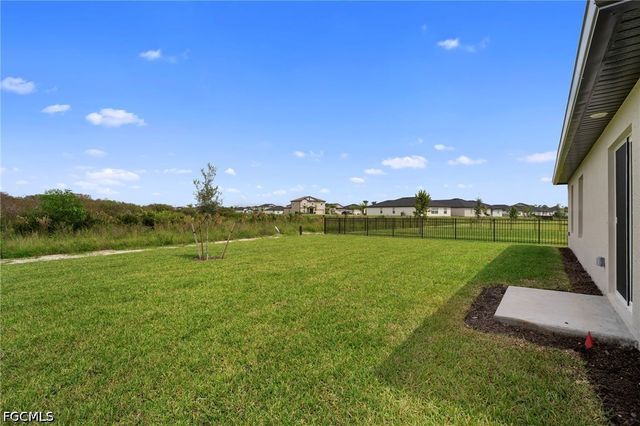 4087 lattuca LN, North Fort Myers, FL 33917