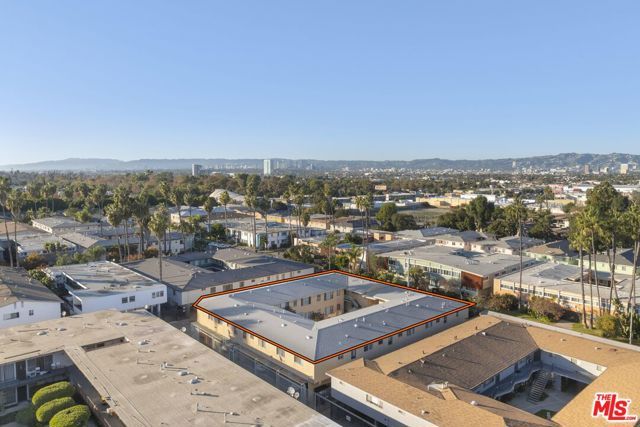 4906 August Street, Los Angeles, CA 90008