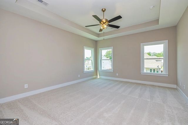 69 Oakhurst, Sharpsburg, GA 30277