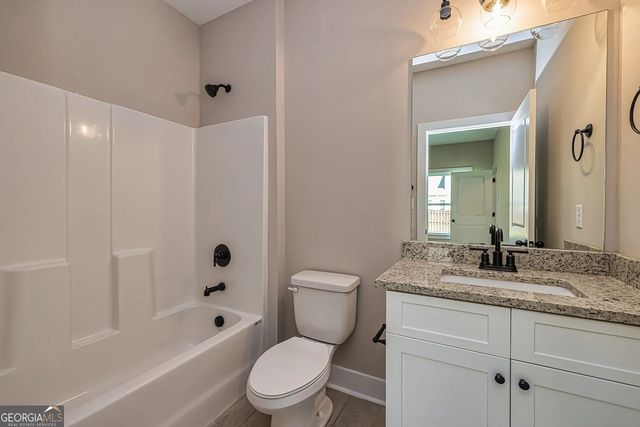69 Oakhurst, Sharpsburg, GA 30277