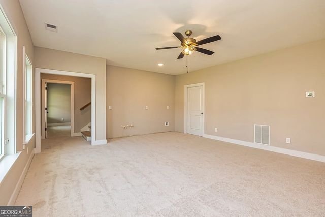 69 Oakhurst, Sharpsburg, GA 30277