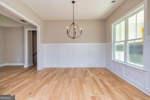 69 Oakhurst, Sharpsburg, GA 30277
