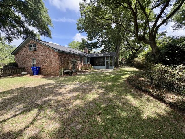 1003 Chambers Lane, Mount Pleasant, SC 29464