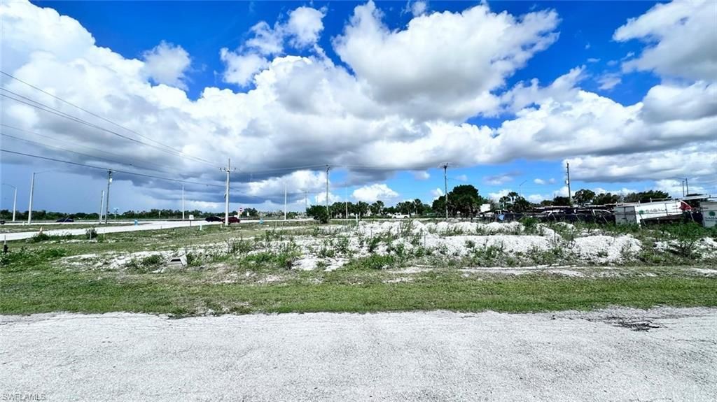 3511 Veronica S Shoemaker BLVD, FORT MYERS, FL 33916 — photo 5