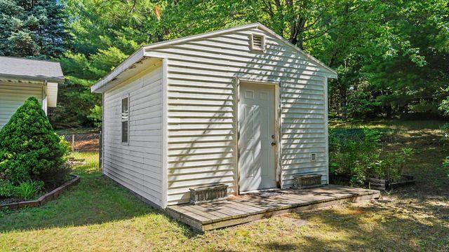 10221 E Church Road, Richland Twp, MI 48891