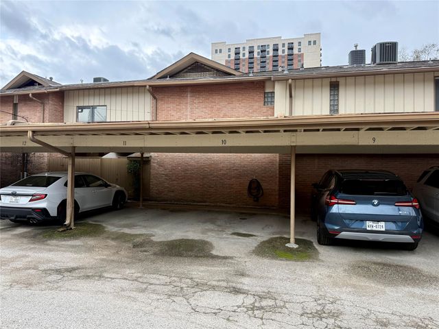 6338 Crab Orchard Road, Houston, TX 77057