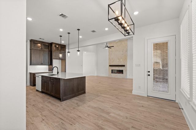 30902 Pigeon Valley Drive, Waller, TX 77484