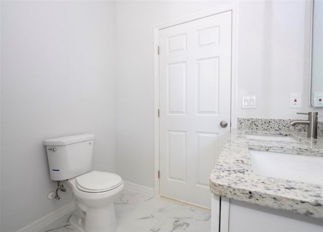 80 ALTA VISTA WAY, Davenport, FL 33837