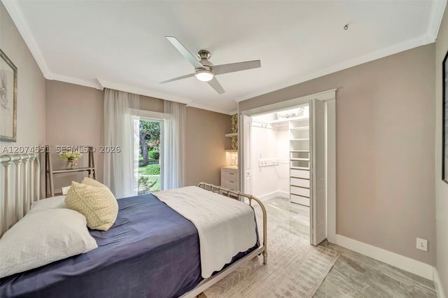560 W Tropical Way, Plantation, FL 33317
