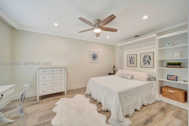 560 W Tropical Way, Plantation, FL 33317