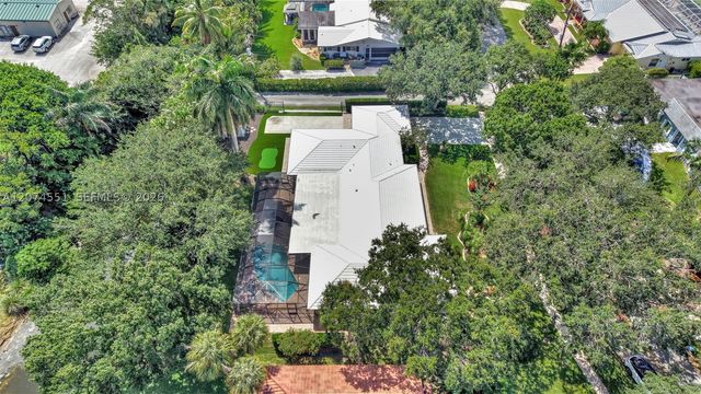 560 W Tropical Way, Plantation, FL 33317