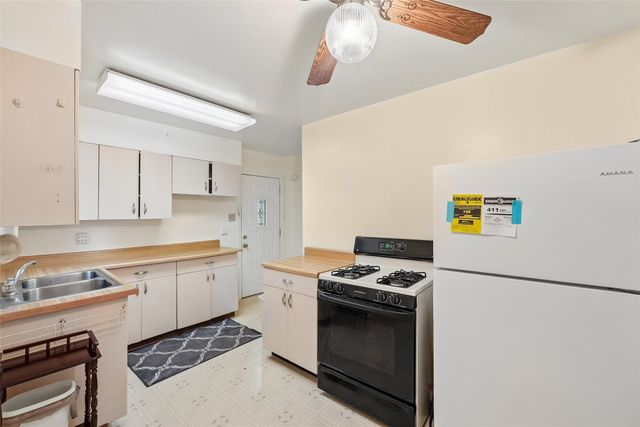 3512 27th Street, Des Moines, IA 50310