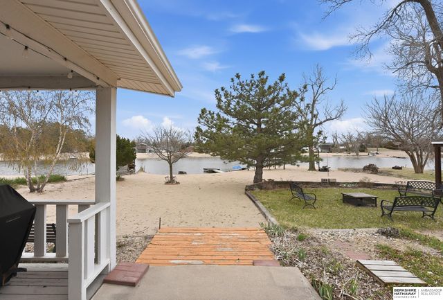 2028 Platteview Drive, Cedar Creek, NE 68016