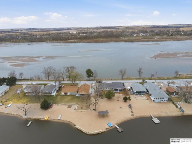 2028 Platteview Drive, Cedar Creek, NE 68016