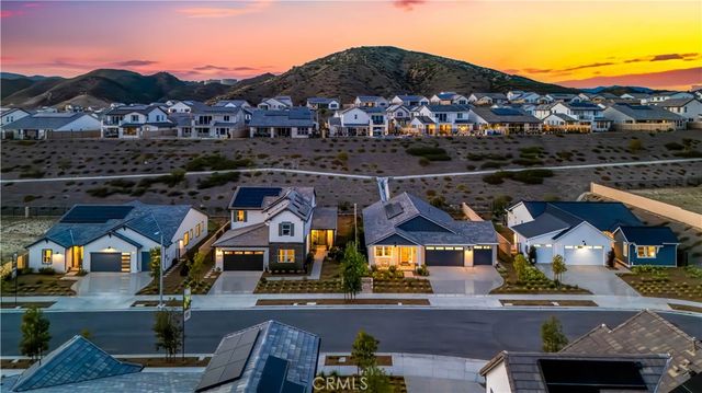 28921 Saddle Circle, Castaic, CA 91384