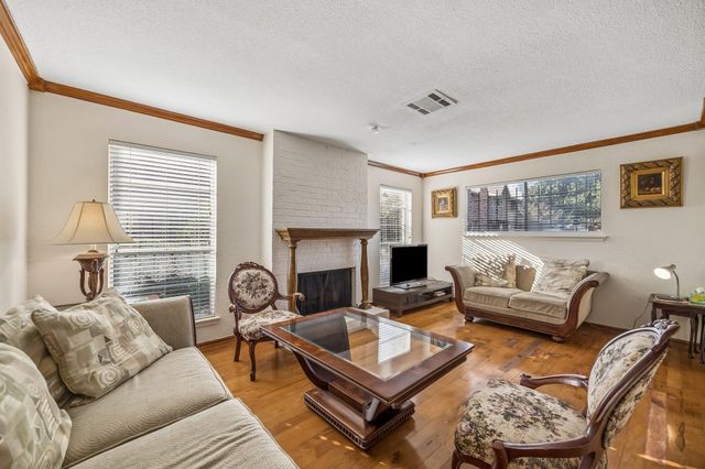 2515 Bering Drive 1, Houston, TX 77057
