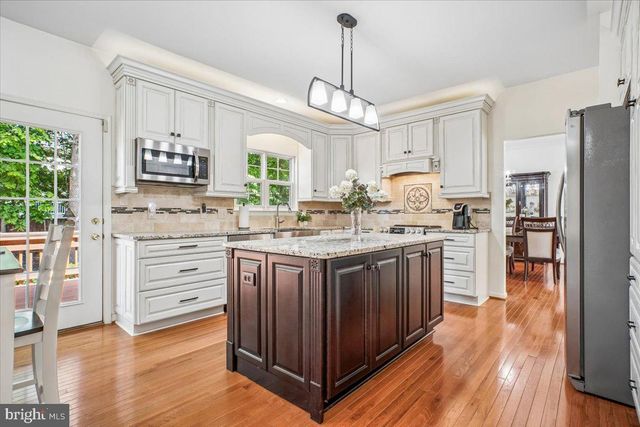 6006 FINCASTLE DR, Manassas, VA 20112