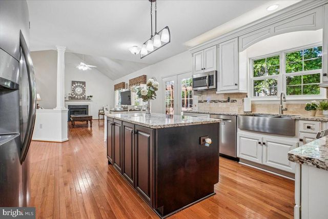 6006 FINCASTLE DR, Manassas, VA 20112